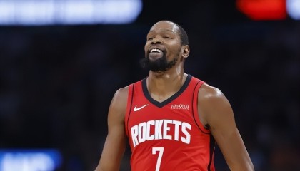 足球直播在线观看-溃败掘金发布会！乌度卡全程甩锅不满攻守，直指杜兰特被包夹问题|凯文·杜兰特|火箭|艾米-乌度卡|休斯敦火箭队|NBA常规赛_新浪体育_新浪新闻